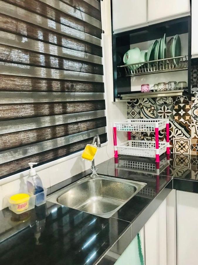 Chempaka Homestay Seri Iskandar Extérieur photo