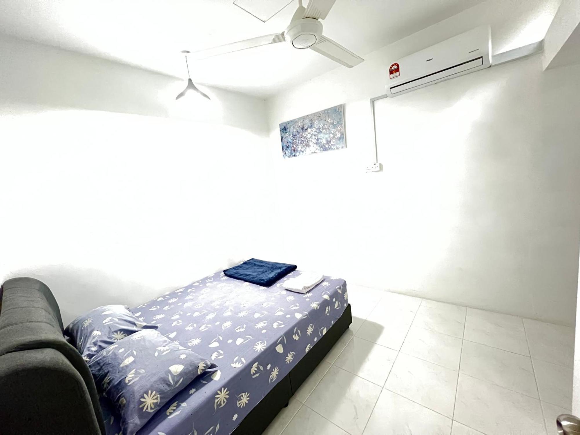 Chempaka Homestay Seri Iskandar Extérieur photo
